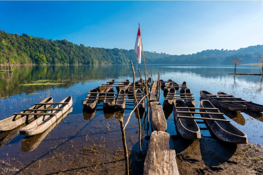 Lake Tamblingan