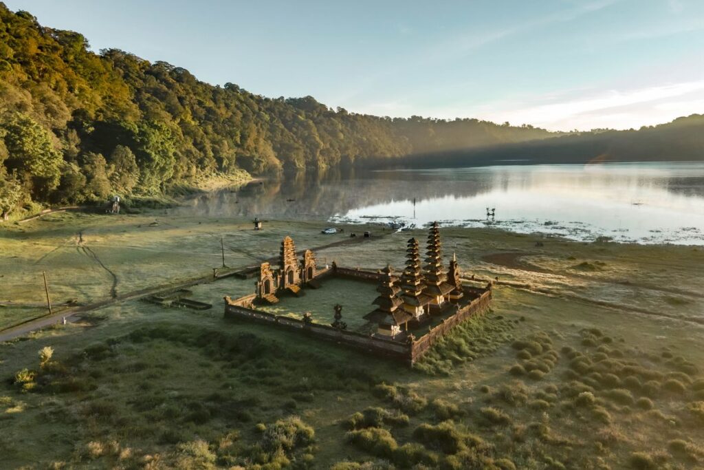 Lake Tamblingan